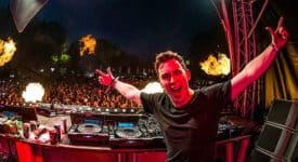 Hardwell op Mysteryland - Fotocredits Nicolasemgeest - Wikimedia Commons (CC BY 2.0)