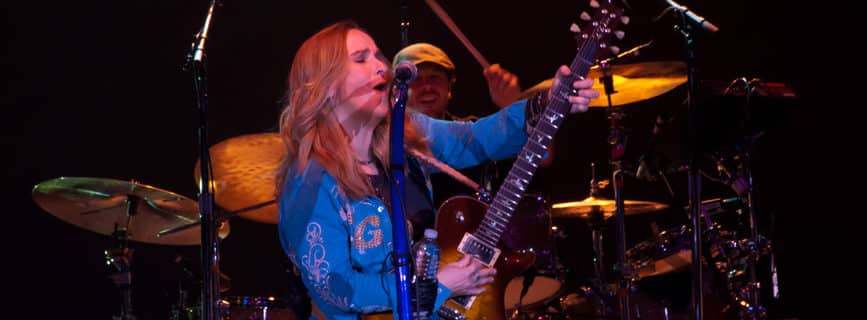 Melissa Etheridge - Credits: InSapphoWeTrust via Wikimedia Commons (CC BY-SA 2.0)