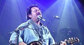 Steve Lukather (TOTO) - Fotocredits Bernd Koepel - Wikimedia Commons