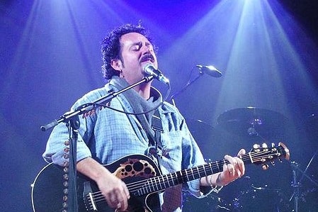 Steve Lukather (TOTO) - Fotocredits Bernd Koepel - Wikimedia Commons