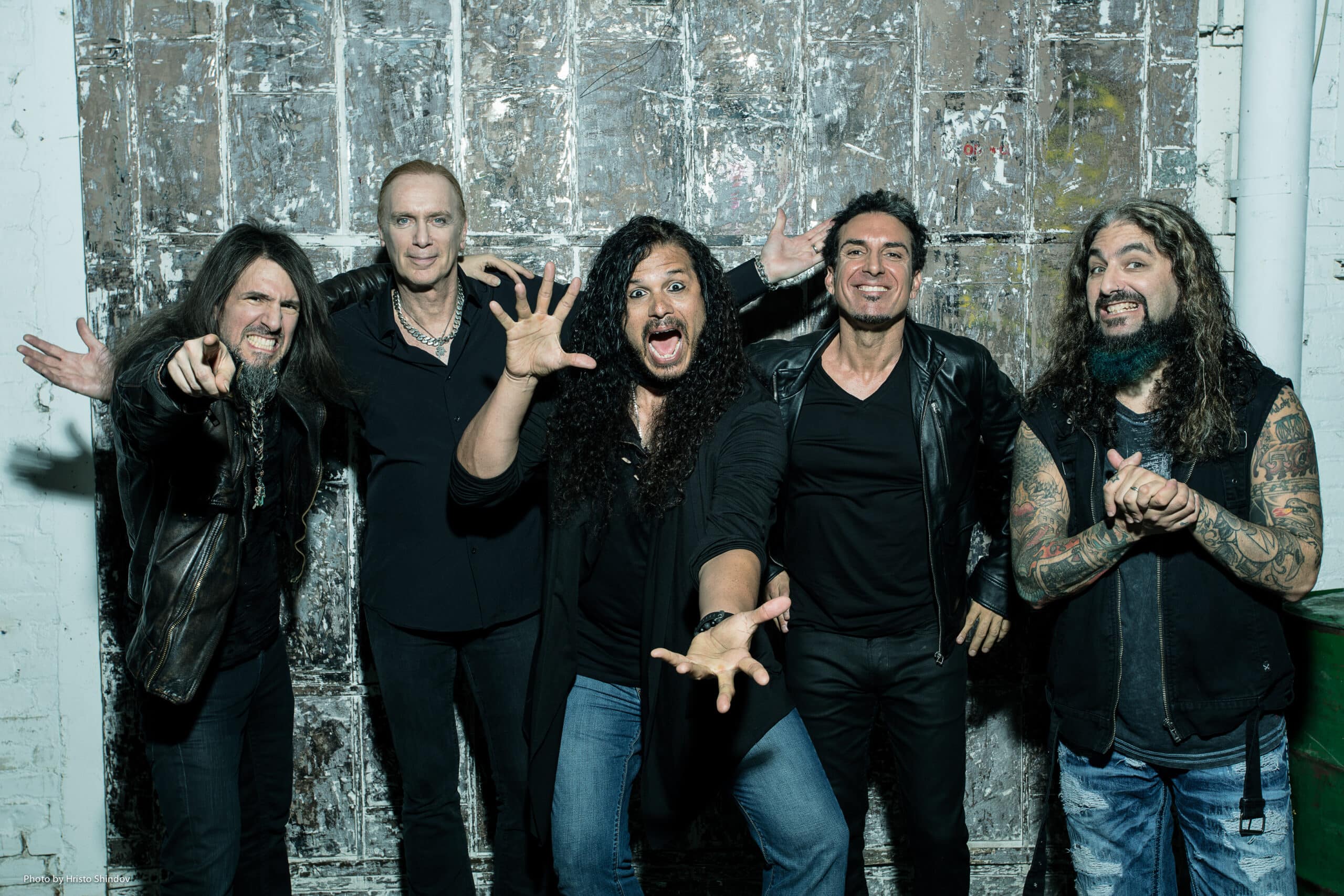 Sons of Apollo, met v.l.n.r. Ron ‘Bumblefoot Thal, Billy Sheehan, Jeff Scott Soto, Derek Sherinian, Mike Portnoy. (Fotocredits: Hristo Shindov)