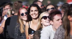 WOO HAH!, evenementenbranche, A Day At The Park, festivalseizoen, Vliegende Vrienden van Amstel LIVE!, Festivalpubliek tijdens Vliegende Vrienden 2018 - Fotocredits Shali Blok - ArtiestenNieuws