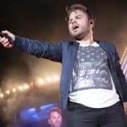 Vliegende Vrienden van Amstel LIVE!, Roel VanVelzen tijdens Vliegende Vrienden 2018 - Fotocredits Shali Blok - ArtiestenNieuws