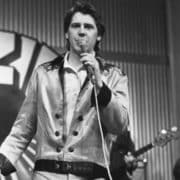 Shakin' Stevens (cropped) - Fotocredits: VARA - Wikimedia Commons (CC BY-SA 3.0)