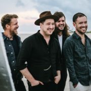 Mumford and Sons - persfoto Wespeakmusic.tv (zie mail)