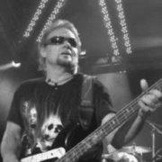 Michael Anthony (Van Halen) - Foto: Kristy Fox (Wikimedia Commons, CC BY 2.0)