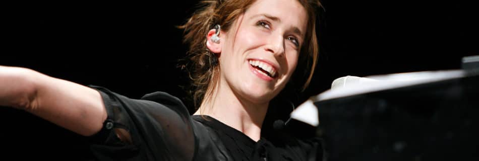 Imogen Heap - Fotocredits: Kris Krüg - Pop!Tech - Flickr (CC BY 2.0)