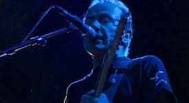 Hugh Cornwell - Fotocredits: Phoenix, Invisible Hands Music - Wikimedia Commons (CC BY-SA 4.0)