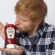 Ed Sheeran x Heinz (Cropped) - Bron: Persbericht Heinz