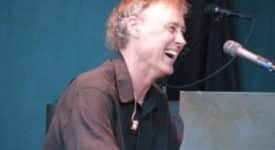 Bruce Hornsby - Foto: Snidleysnide - Wikimedia Commons (CC BY 00)