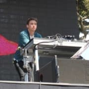 Flume - Neon Tommy (Wikimedia Commons, CC BY-SA 2.0)