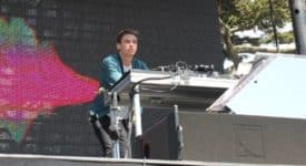 Flume - Neon Tommy (Wikimedia Commons, CC BY-SA 2.0)