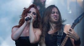 Epica & Apocalyptica Epica in Openluchttheater Hertme - Foto: Toine Pawlak (Artiesten Nieuws)