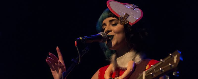 Melanie Martinez - Foto: DeShaun Craddock (Wikimedia Commons, CC BY-SA 2.0)