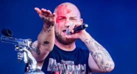 Five Finger Death Punch - Markus Felix | PushingPixels (Wikimedia Commons, CC BY-SA 4.0)