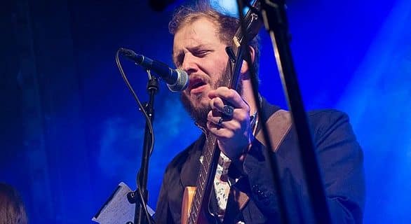 Bon Iver (cropped), Fotocredits: Paul Hudson, Wikimedia Commons (CC BY 2.0)