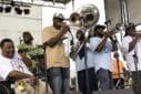 Hot 8 Brass Band - Foto: Derek Bridges via Wikimedia Commons (CC BY 2.0)