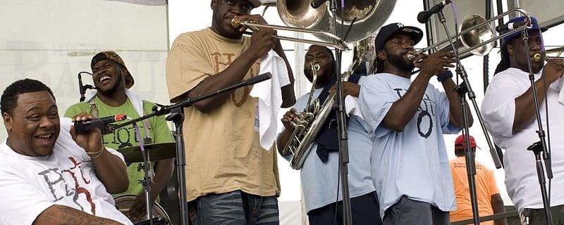 Hot 8 Brass Band - Foto: Derek Bridges via Wikimedia Commons (CC BY 2.0)