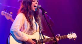 Jade Bird - Foto: Justin Higuchi via Flickr (CC BY 2.0)