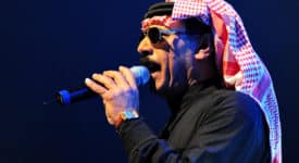 Omar Souleyman - Foto: Stuart Sevastos via Wikimedia Commons (CC BY 2.0)