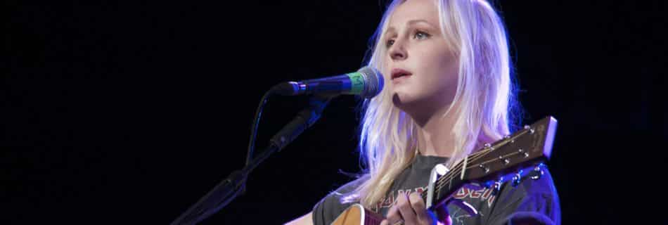 Artiest: Laura Marling - Fotocredits: Bryan Ledgard - Wikimedia Commons CC BY / 2.0