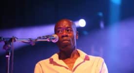 Roachford en Sniff 'n' the Tears, Andrew Roachford - Fotocredits: Oliver Abels - Wiki Commons (CC-BY-SA-3.0)