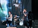 Asking Alexandria - Fotocredits: Maria Nayef - Bron: Wikimedia Commons (CC-BY-2.0)