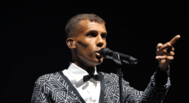 Stromae - Foto: Pierre Huguet (Wikimedia Commons, CC BY-SA 4.0)