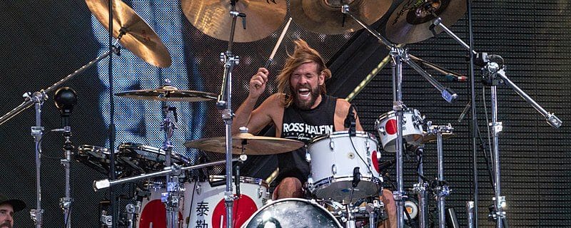 Taylor Hawkins (Foo Fighters) - Foto: Raph_PH (Wikimedia Commons, CC BY 2.0)