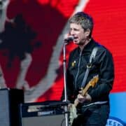 Noel Gallagher (Noel Gallagher's High Flying Birds, Oasis) - Foto: Raph_PH (Wikimedia Commons, CC BY 2.0)