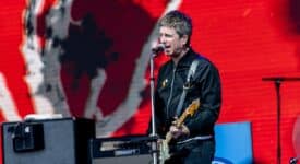 Noel Gallagher (Noel Gallagher's High Flying Birds, Oasis) - Foto: Raph_PH (Wikimedia Commons, CC BY 2.0)