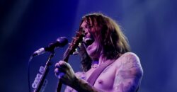 The Darkness - Foto: Drew de F Fawkes (Wikimedia Commons, CC BY 2.0)