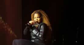 Janet Jackson - Foto: J Vettorino (Wikimedia Commons, CC BY 2.0)