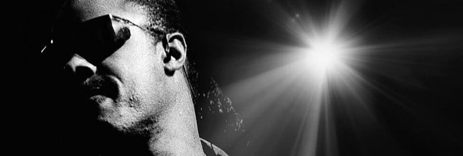 Stevie Wonder - Attribution: Rózsavölgyi Gyöngyi fotográfus, fotóriporter., CC BY-SA 4.0, via Wikimedia Commons